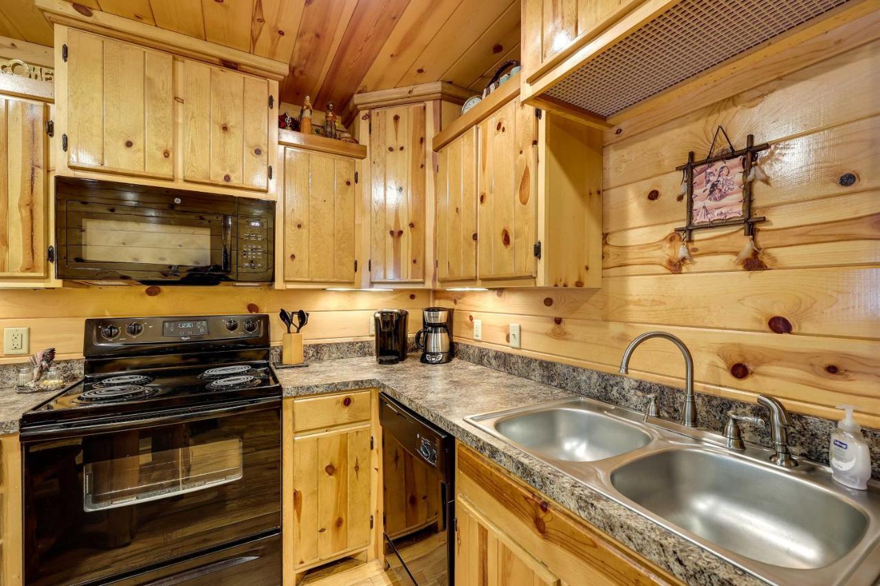 Broken Bow Rental Cabin With Hot Tub And Bar Eksteriør bilde