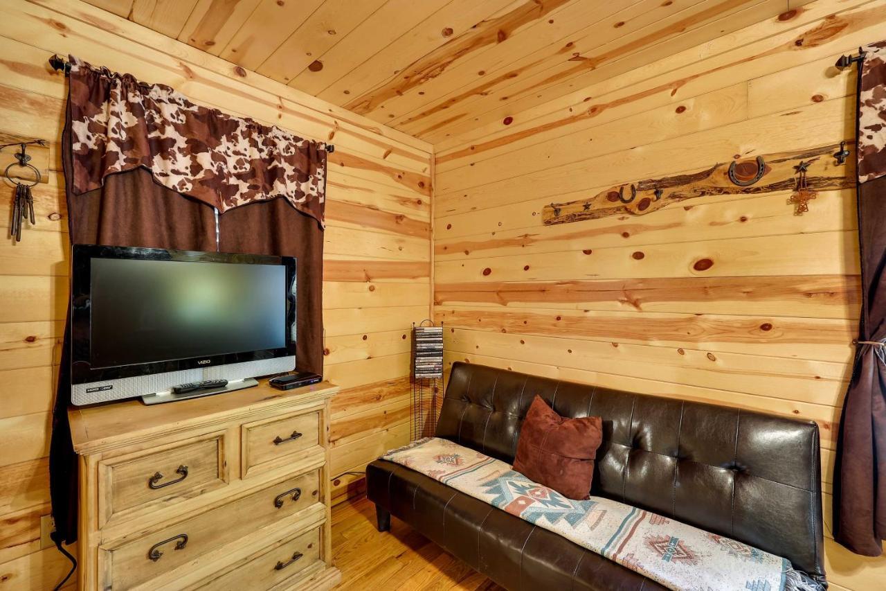 Broken Bow Rental Cabin With Hot Tub And Bar Eksteriør bilde