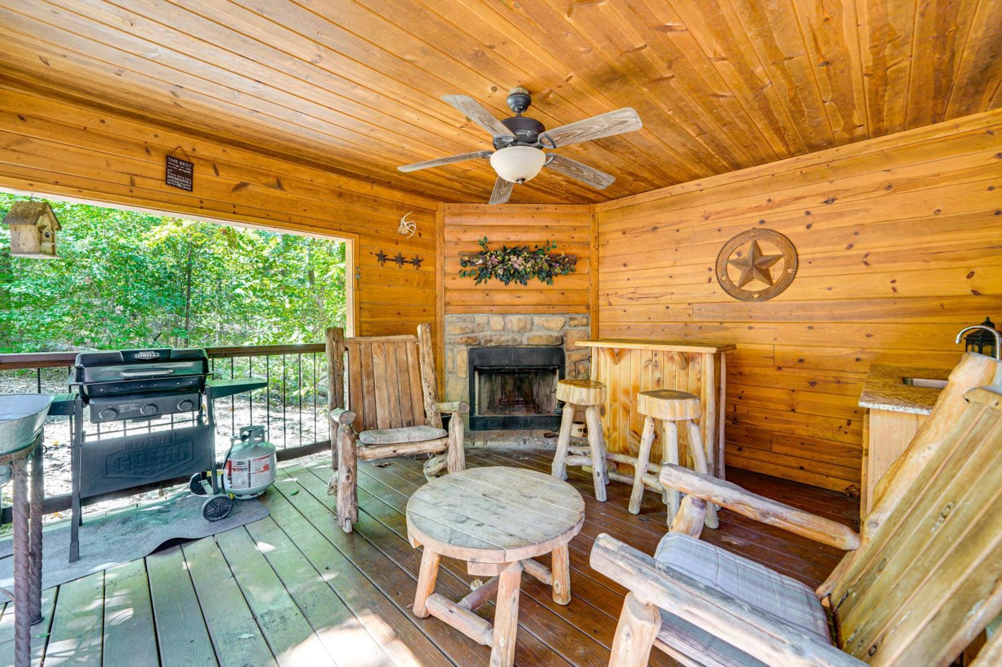 Broken Bow Rental Cabin With Hot Tub And Bar Eksteriør bilde