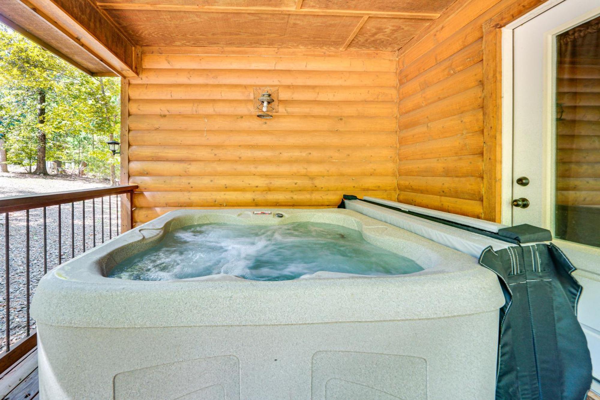 Broken Bow Rental Cabin With Hot Tub And Bar Eksteriør bilde