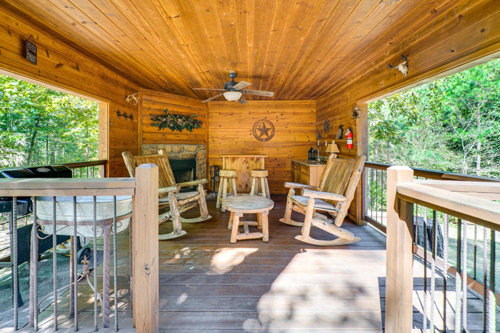 Broken Bow Rental Cabin With Hot Tub And Bar Eksteriør bilde